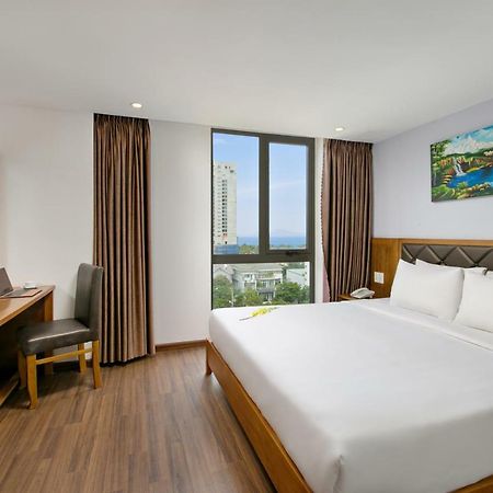 La Beach Hotel Дананг Екстер'єр фото