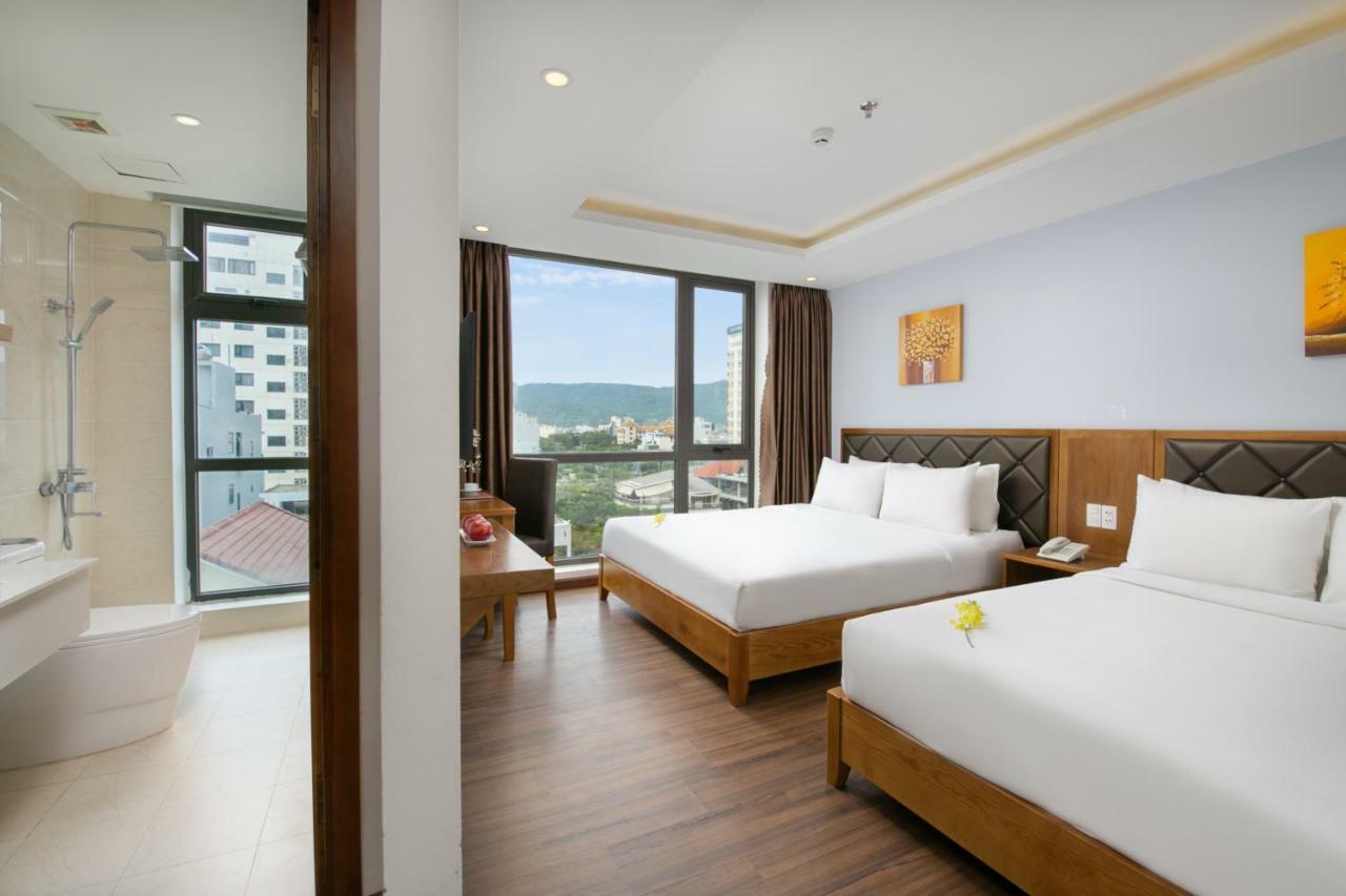 La Beach Hotel Дананг Екстер'єр фото