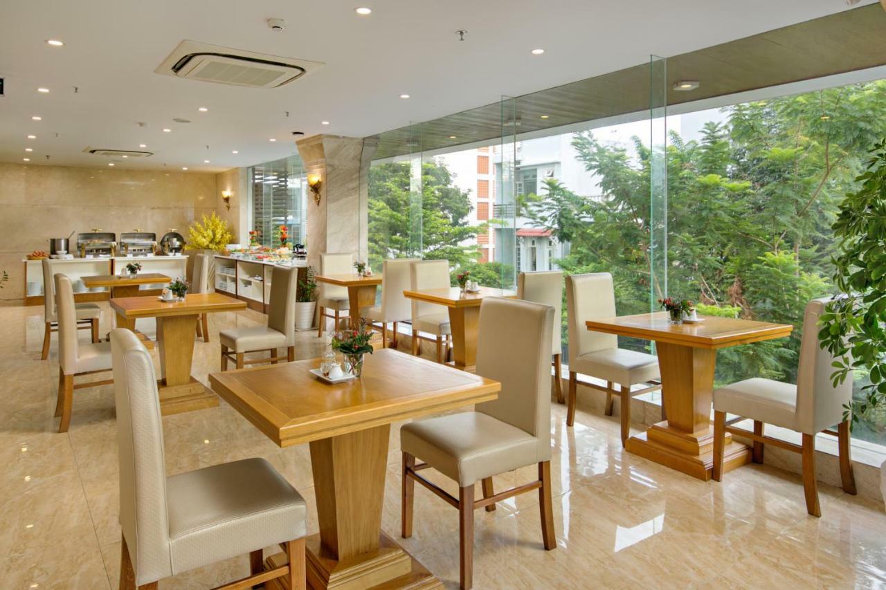 La Beach Hotel Дананг Екстер'єр фото