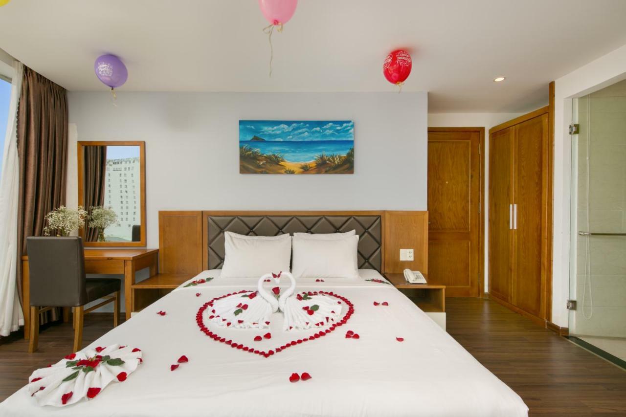 La Beach Hotel Дананг Екстер'єр фото